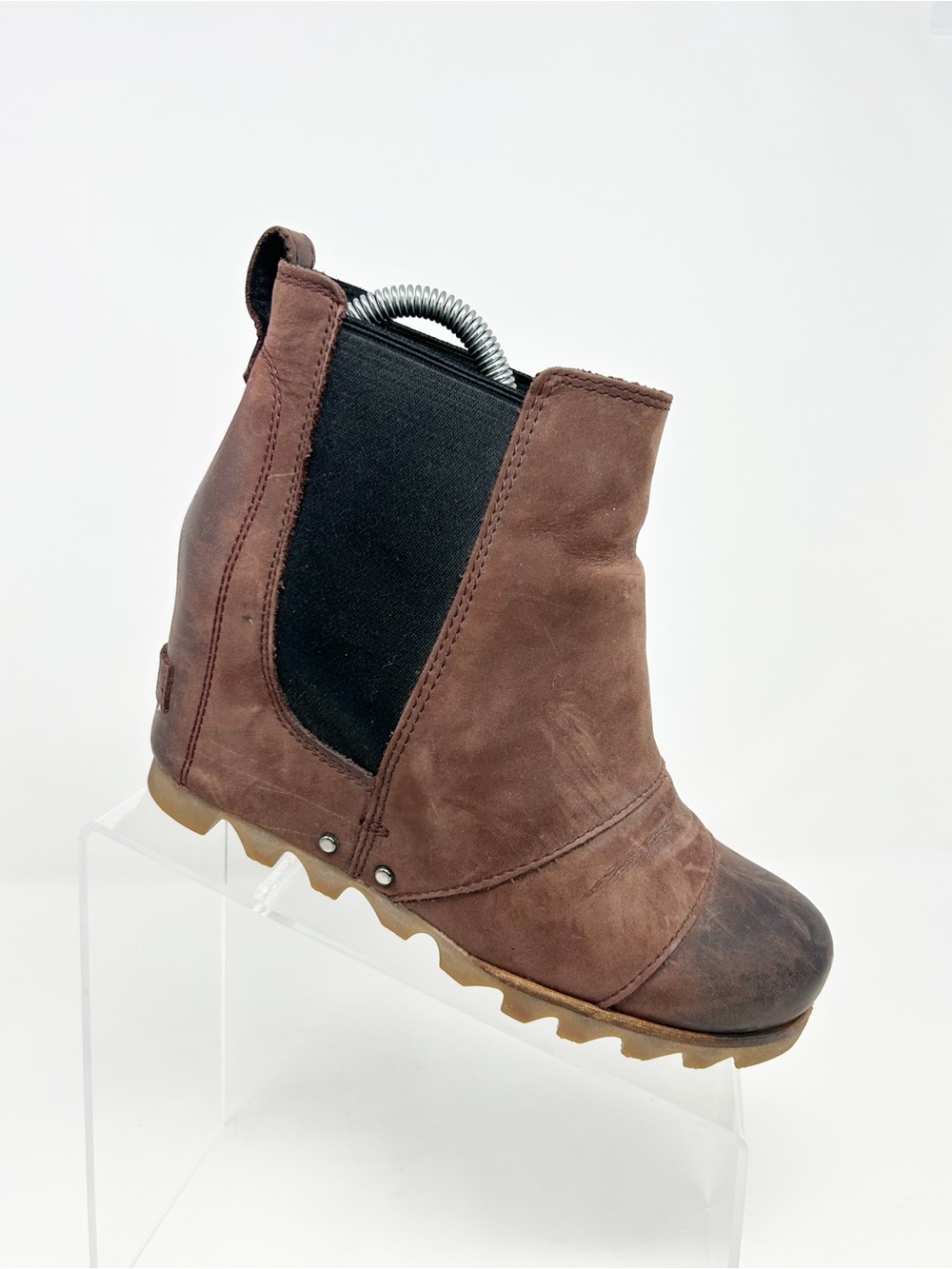 Sorel Lea Chelsea Wedge Ankle Boots Red Brown Lug Sole Women's Slip On Size 7
